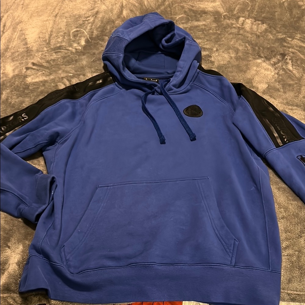 Nike NBA Golden State Warriors Navy Hoodie with team sleeve design